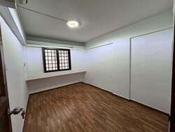 Clementi Avenue 2 Shopping Centre (D5), Retail #595009581